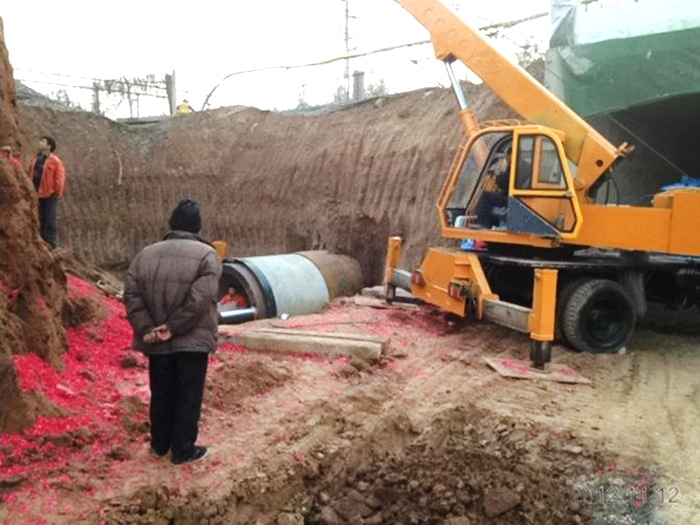 济南过铁路D2000的管