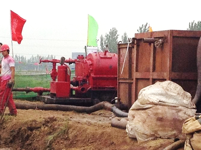 自来水过河拉管