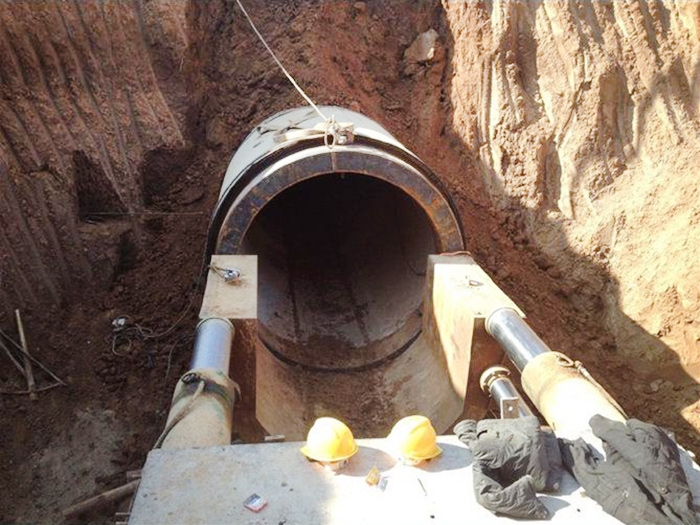 济南过铁路D2000的管